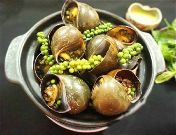 ỐC bươu hấp tiêu