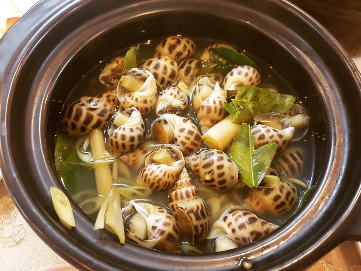 Ốc hương hấp xả